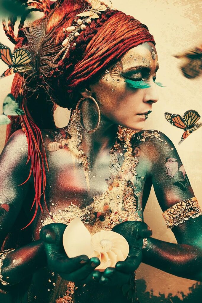 Geluidsabsorberend schilderij vrouw met vlinders